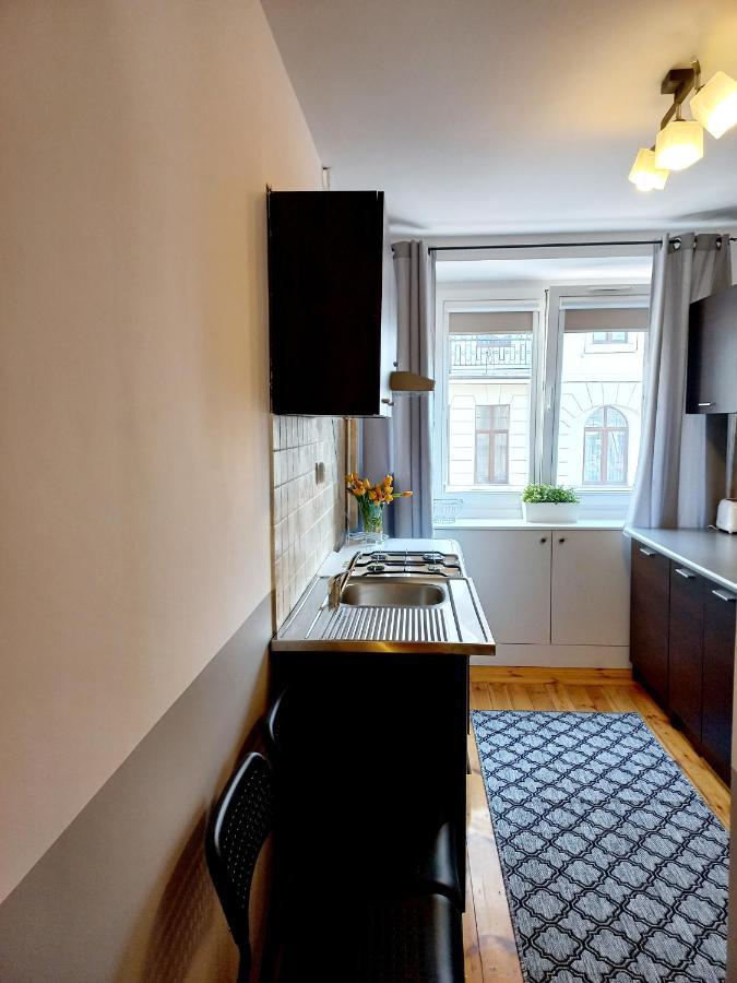 Corner Apartament Pilsudskiego - 5 Min Od Dworca Glownego - Main Railway Station Wroclaw Luaran gambar