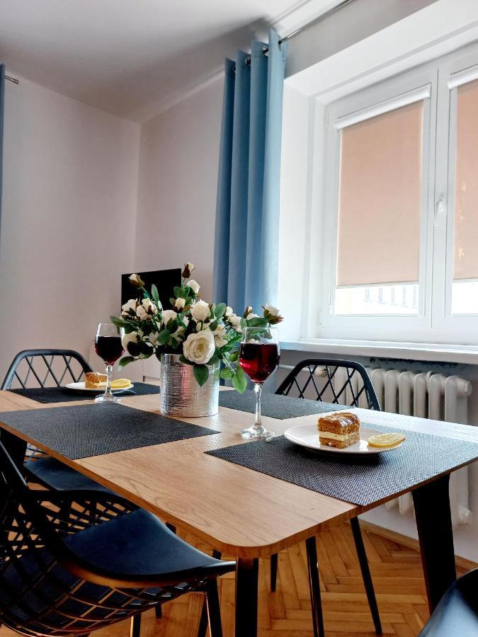 Corner Apartament Pilsudskiego - 5 Min Od Dworca Glownego - Main Railway Station Wroclaw Luaran gambar
